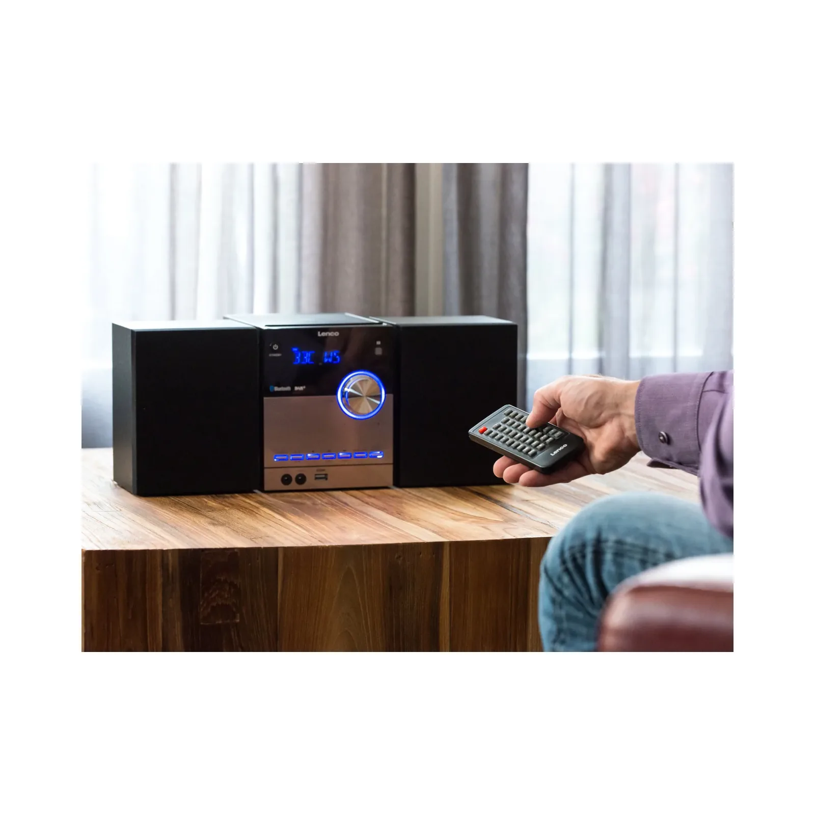 LENCO MC-150 Stereo, DAB+ FM, CD, Bluetooth® ve USB oynatıcı özellikli