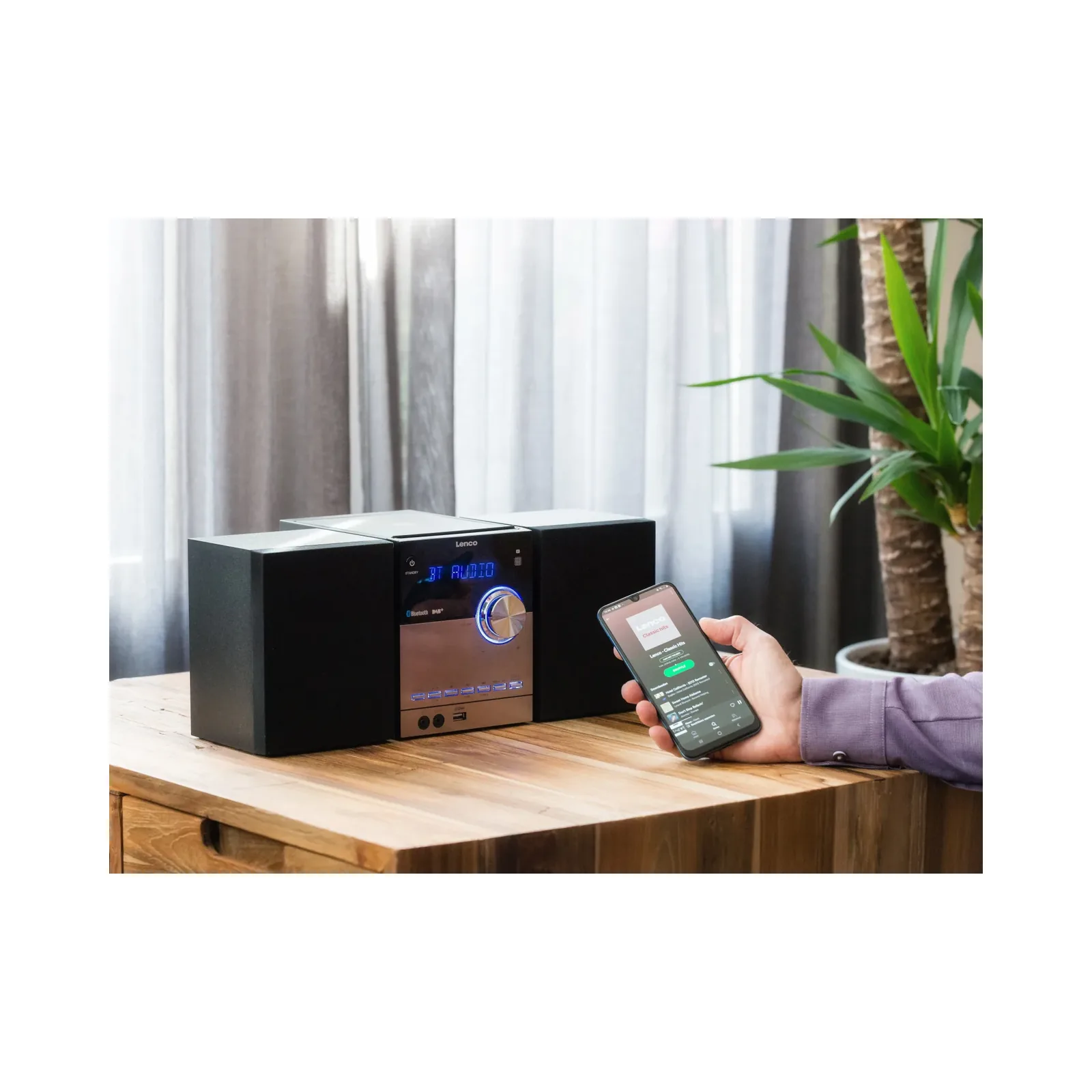 LENCO MC-150 Stereo, DAB+ FM, CD, Bluetooth® ve USB oynatıcı özellikli